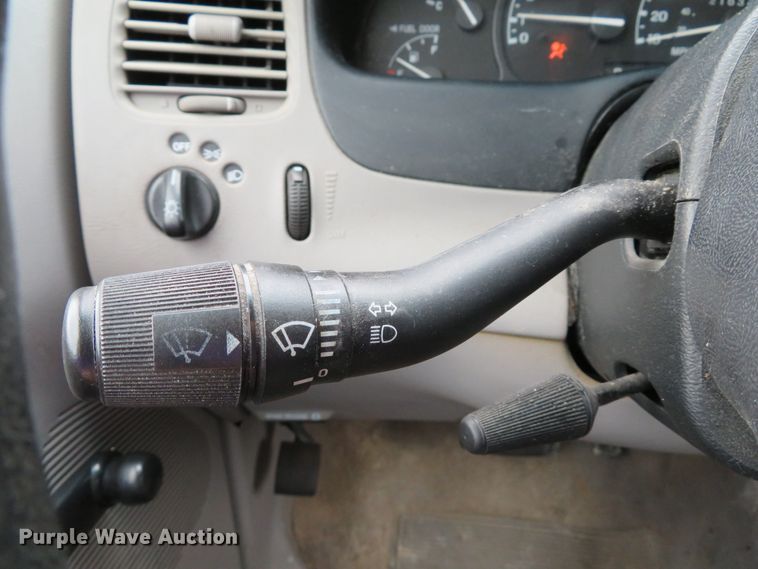 image for item DE8192 1998 Ford Explorer SUV