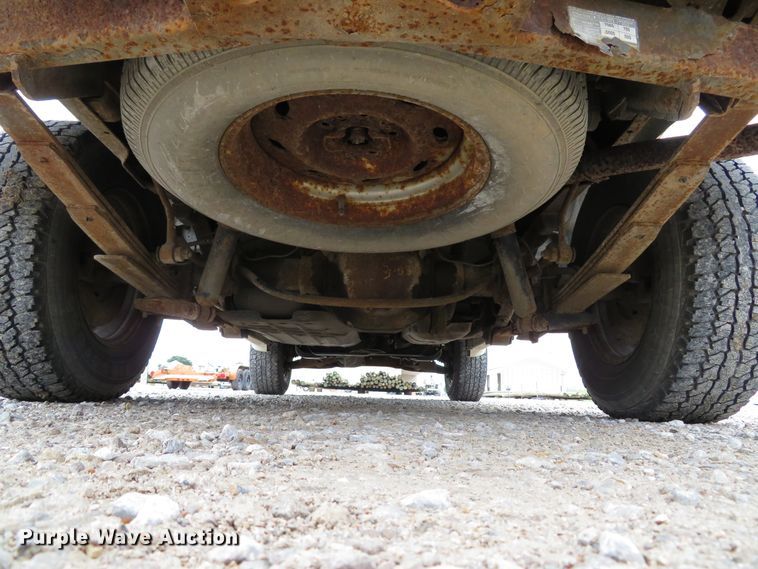 image for item DE8192 1998 Ford Explorer SUV