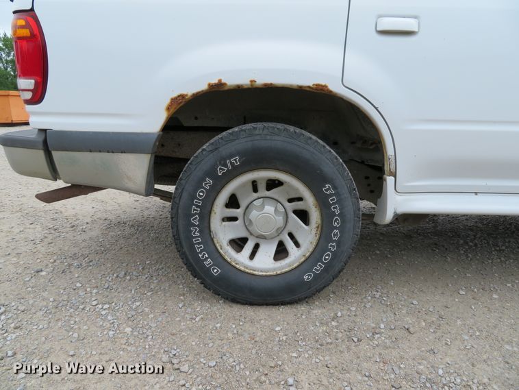 image for item DE8192 1998 Ford Explorer SUV