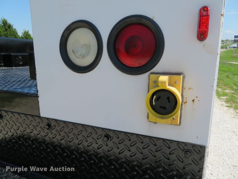 image for item DE8205 2008 Ford F450 Super Duty XL SuperCab utility truck