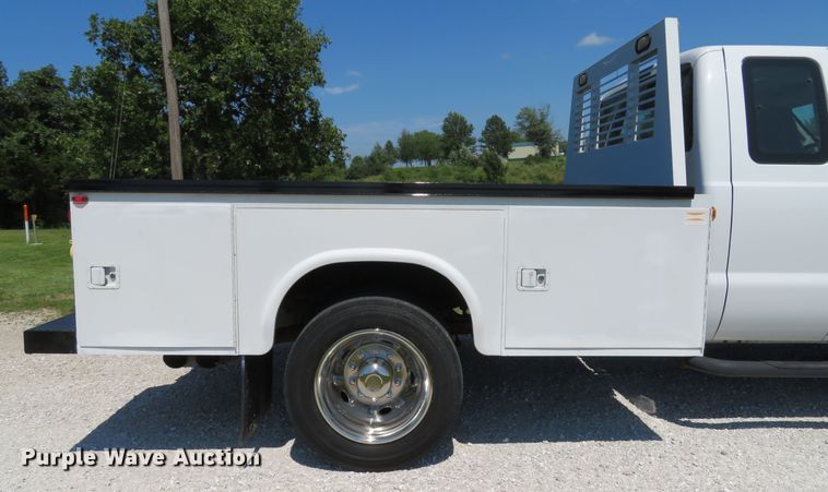 image for item DE8205 2008 Ford F450 Super Duty XL SuperCab utility truck