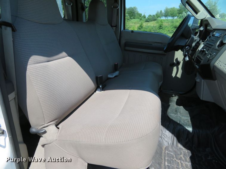 image for item DE8205 2008 Ford F450 Super Duty XL SuperCab utility truck