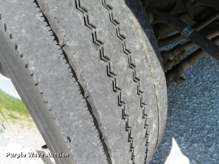 image for item DE8205 2008 Ford F450 Super Duty XL SuperCab utility truck