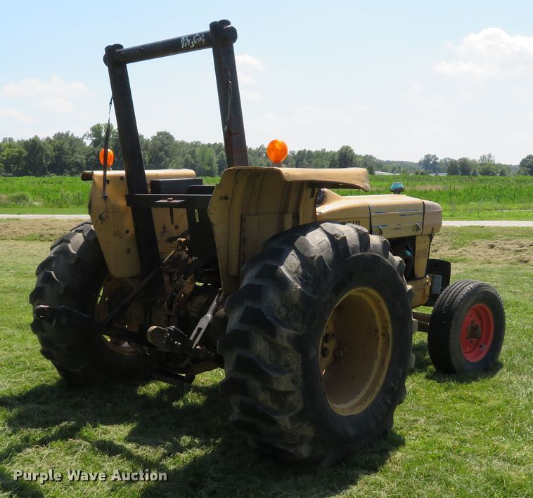 image for item DE8206 Ford 4610 tractor