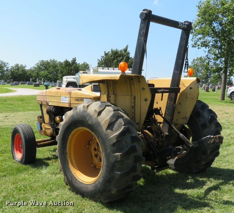 image for item DE8206 Ford 4610 tractor