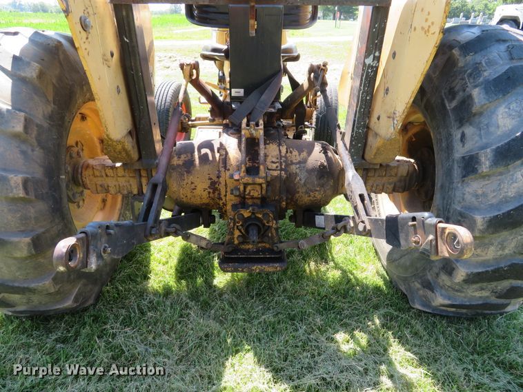 image for item DE8206 Ford 4610 tractor