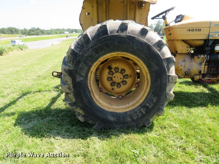 image for item DE8206 Ford 4610 tractor