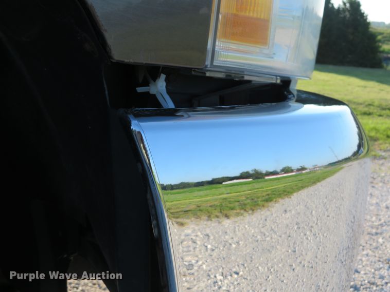 image for item DE8208 2008 Chevrolet Silverado 2500HD LT Ext. Cab pickup truck