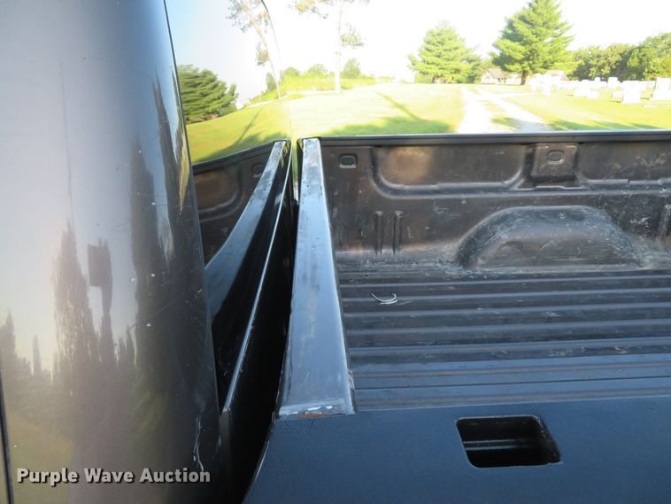 image for item DE8208 2008 Chevrolet Silverado 2500HD LT Ext. Cab pickup truck