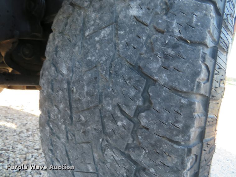 image for item DE8208 2008 Chevrolet Silverado 2500HD LT Ext. Cab pickup truck