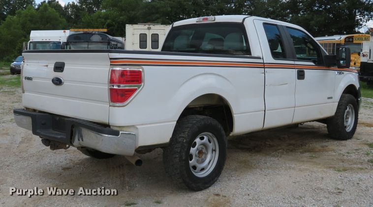 image for item DE8209 2014 Ford F150 XL SuperCab pickup truck