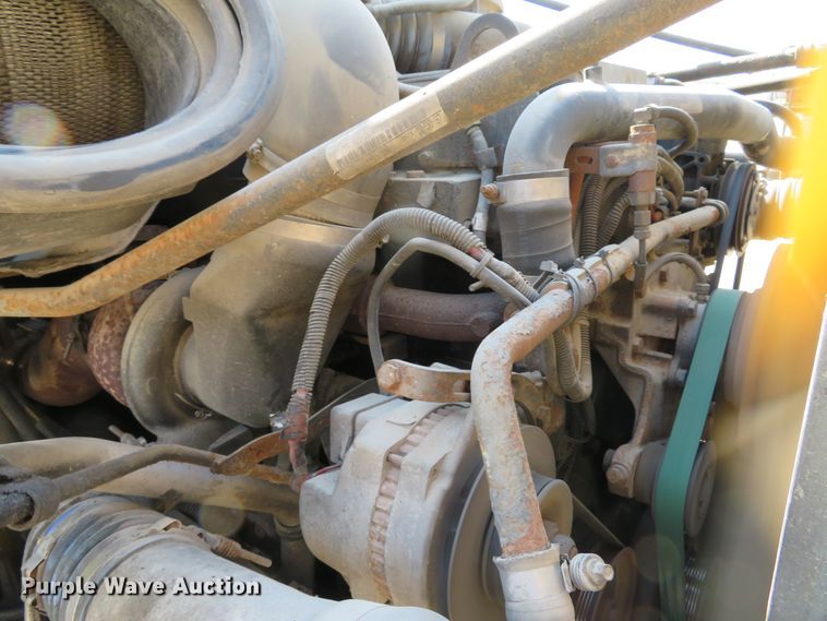 image for item DE8215 1998 Freightliner FL112 flatbed truck