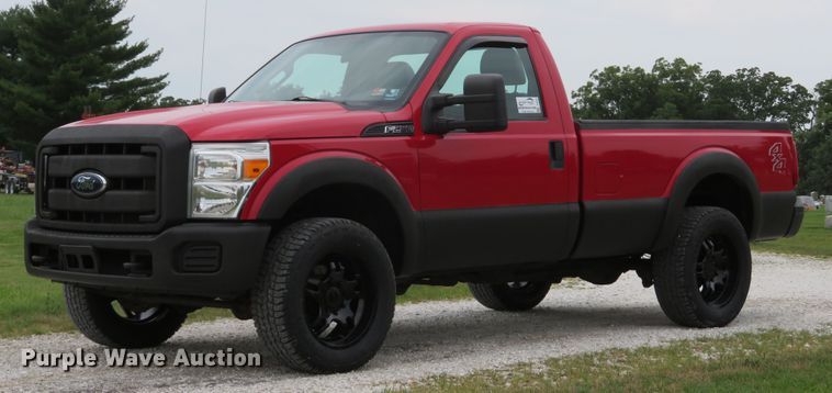 image for item DE8237 2012 Ford F250 Super Duty XL pickup truck