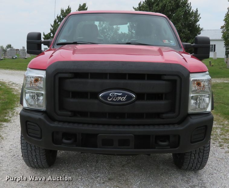 image for item DE8237 2012 Ford F250 Super Duty XL pickup truck