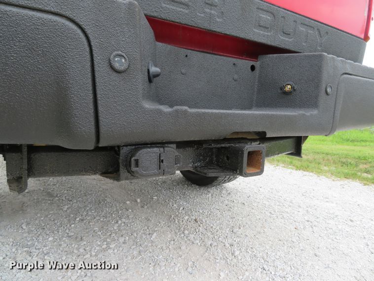 image for item DE8237 2012 Ford F250 Super Duty XL pickup truck