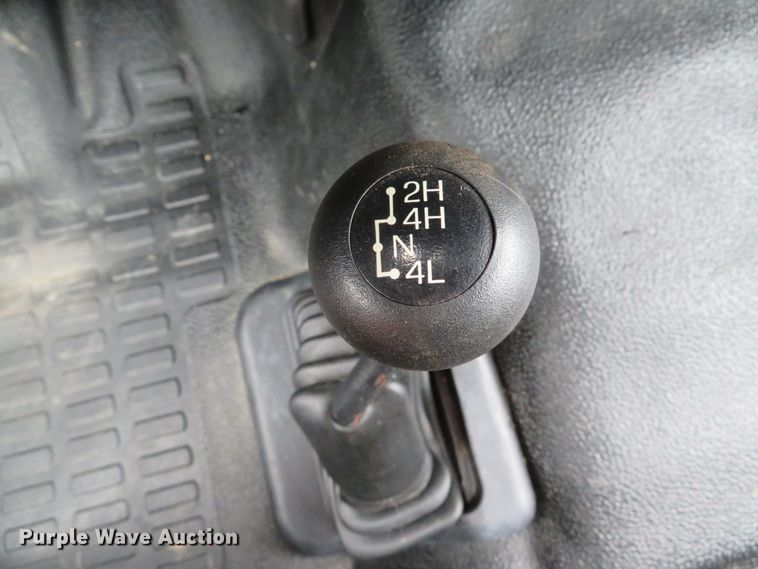 image for item DE8237 2012 Ford F250 Super Duty XL pickup truck