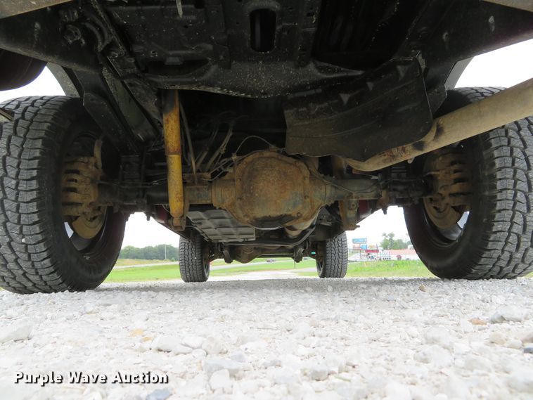 image for item DE8237 2012 Ford F250 Super Duty XL pickup truck