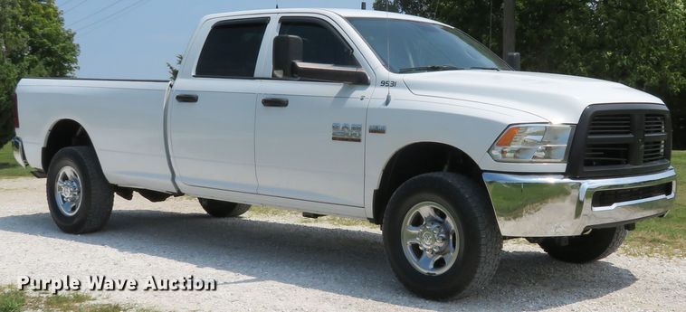 image for item DE8239 2013 Dodge Ram 2500HD Crew Cab pickup truck
