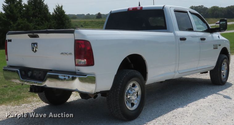 image for item DE8239 2013 Dodge Ram 2500HD Crew Cab pickup truck