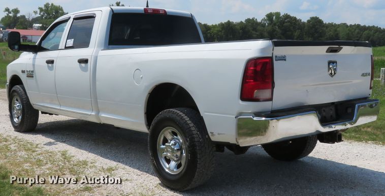 image for item DE8239 2013 Dodge Ram 2500HD Crew Cab pickup truck