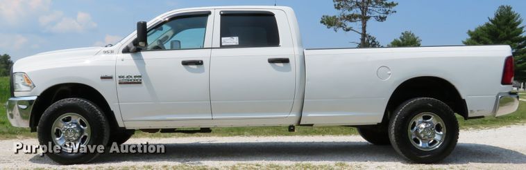image for item DE8239 2013 Dodge Ram 2500HD Crew Cab pickup truck