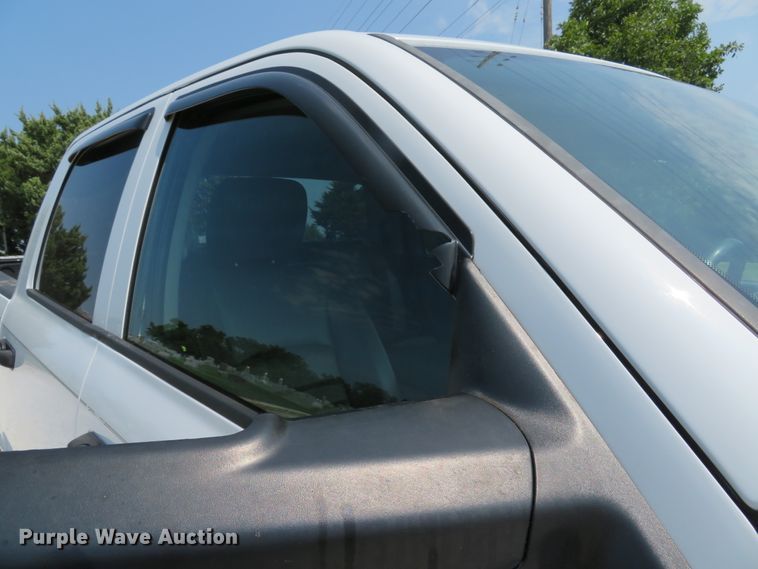 image for item DE8239 2013 Dodge Ram 2500HD Crew Cab pickup truck