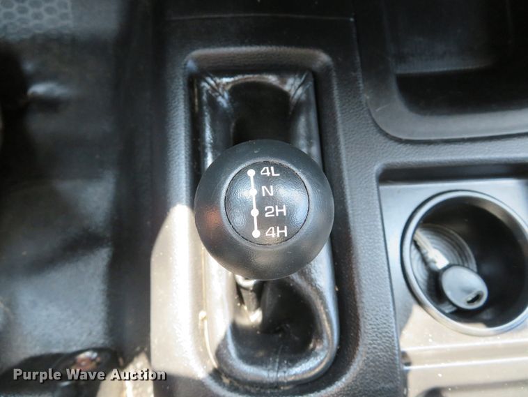 image for item DE8239 2013 Dodge Ram 2500HD Crew Cab pickup truck