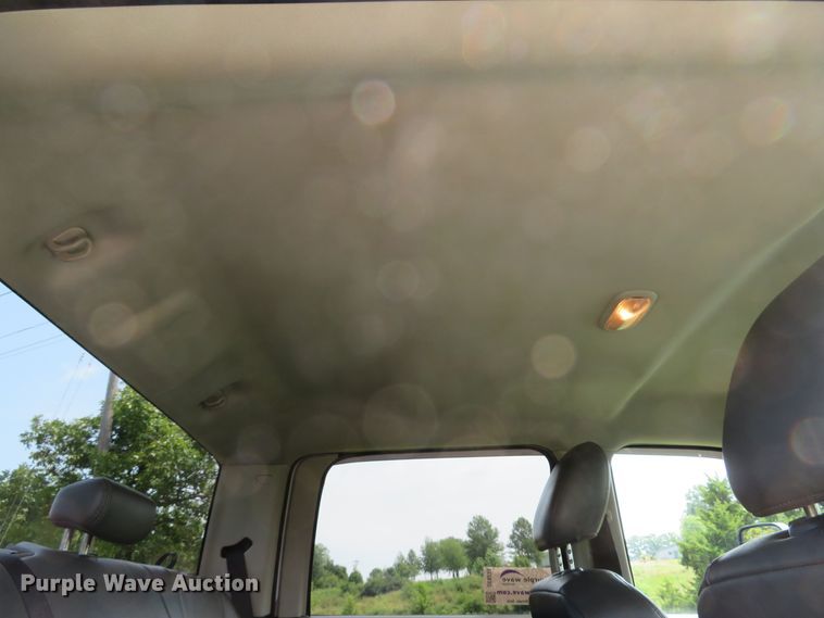 image for item DE8239 2013 Dodge Ram 2500HD Crew Cab pickup truck