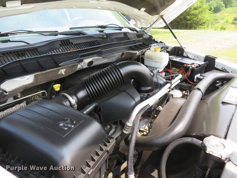 image for item DE8239 2013 Dodge Ram 2500HD Crew Cab pickup truck