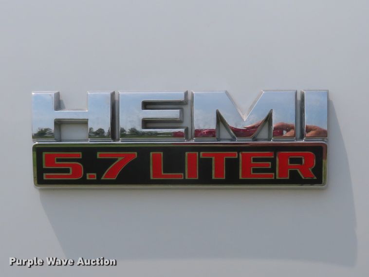 image for item DE8239 2013 Dodge Ram 2500HD Crew Cab pickup truck