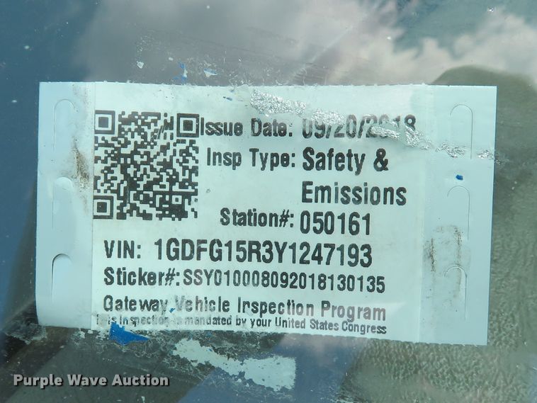 image for item DE8241 2000 GMC Savanna G1500 van