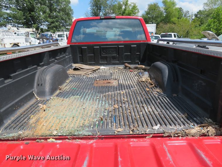 image for item DE8247 1994 Chevrolet 3500 Ext. Cab pickup truck