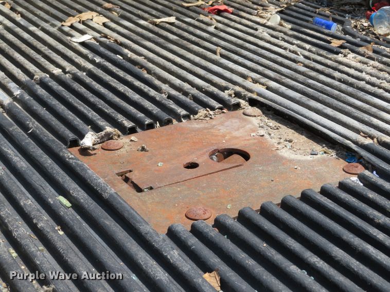 image for item DE8247 1994 Chevrolet 3500 Ext. Cab pickup truck