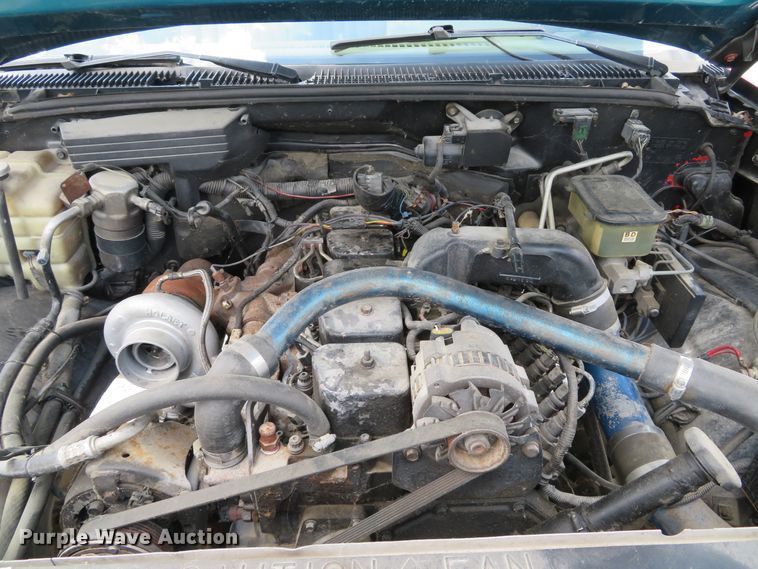 image for item DE8247 1994 Chevrolet 3500 Ext. Cab pickup truck