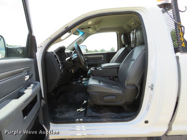 image for item DE8250 2013 Dodge Ram 2500HD pickup truck