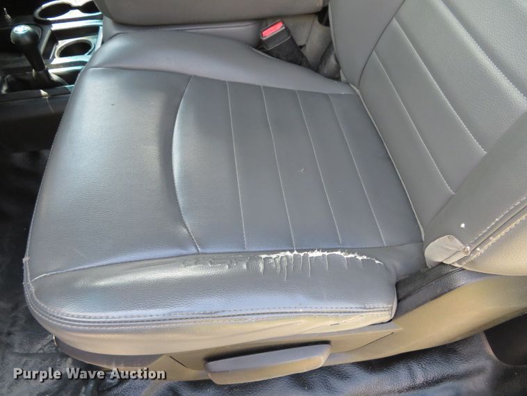 image for item DE8250 2013 Dodge Ram 2500HD pickup truck