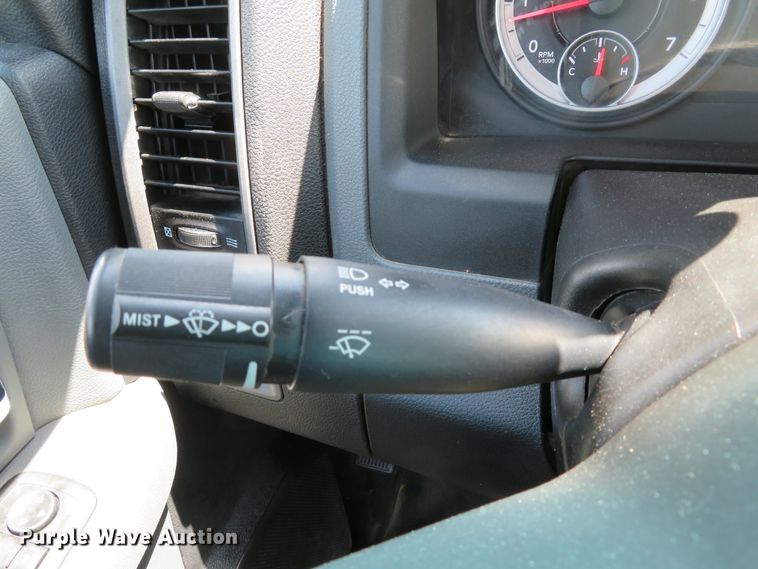 image for item DE8250 2013 Dodge Ram 2500HD pickup truck