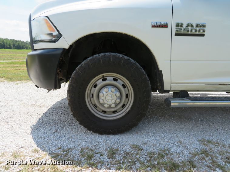 image for item DE8250 2013 Dodge Ram 2500HD pickup truck