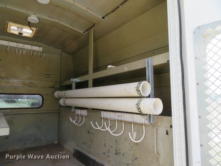 image for item DE8251 2010 Chevrolet Silverado 3500HD Ext. Cab utility bed pickup truck