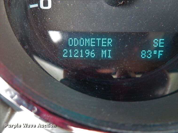 image for item DE8251 2010 Chevrolet Silverado 3500HD Ext. Cab utility bed pickup truck