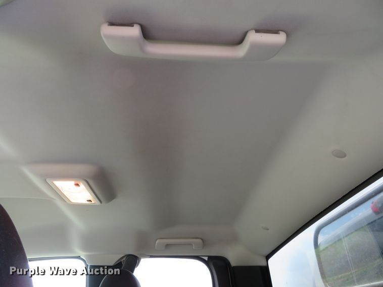 image for item DE8251 2010 Chevrolet Silverado 3500HD Ext. Cab utility bed pickup truck