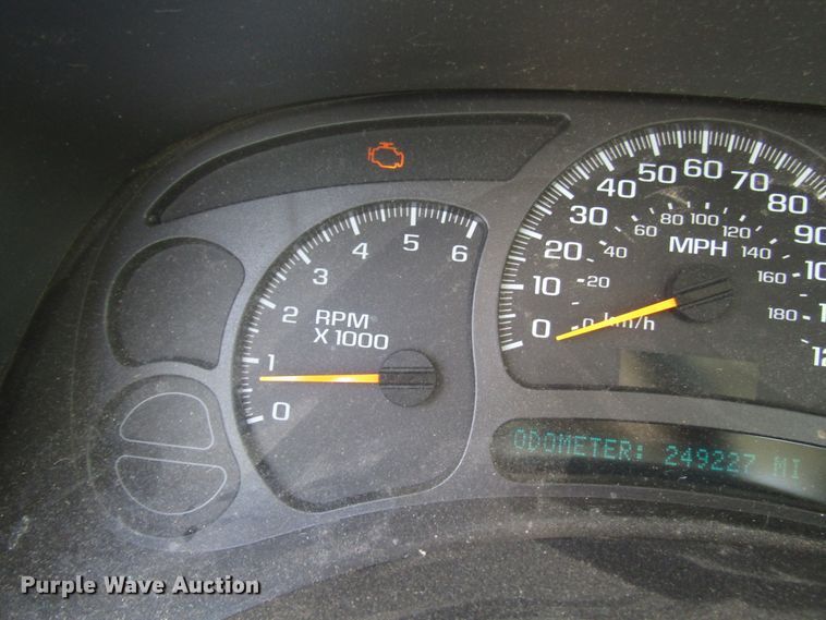 image for item DG1307 2003 Chevrolet Silverado 1500 Ext. Cab pickup truck