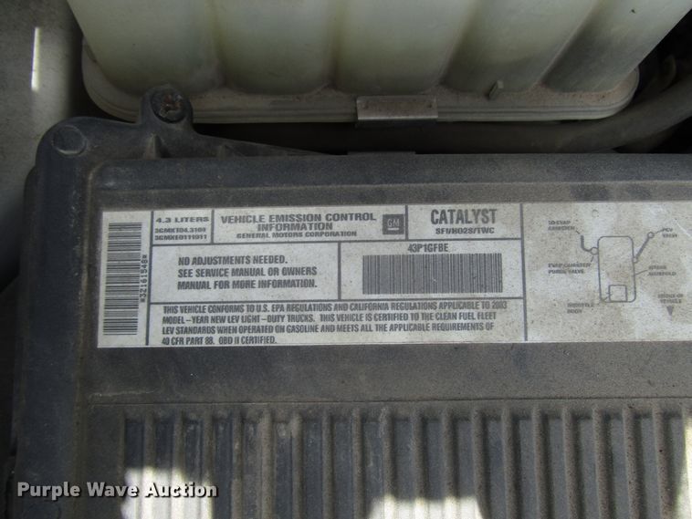 image for item DG1307 2003 Chevrolet Silverado 1500 Ext. Cab pickup truck