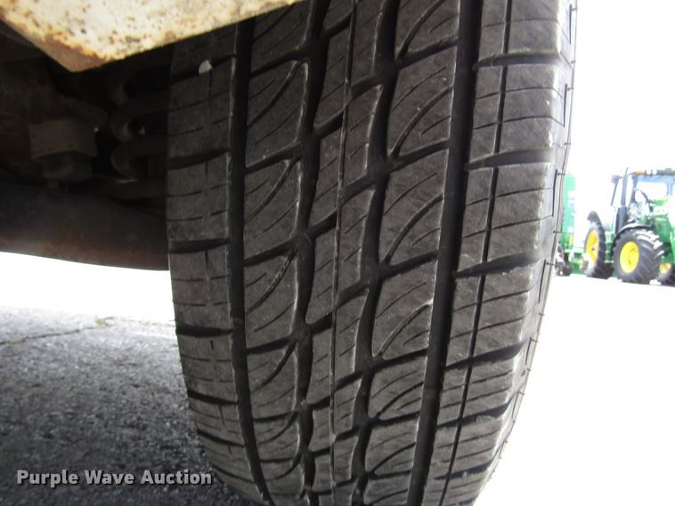 image for item DG1307 2003 Chevrolet Silverado 1500 Ext. Cab pickup truck