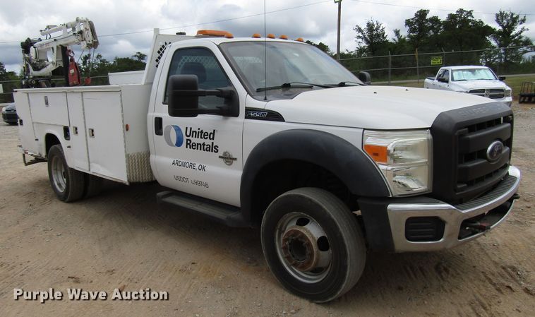 image for item DG1335 2012 Ford F550 service truck with crane