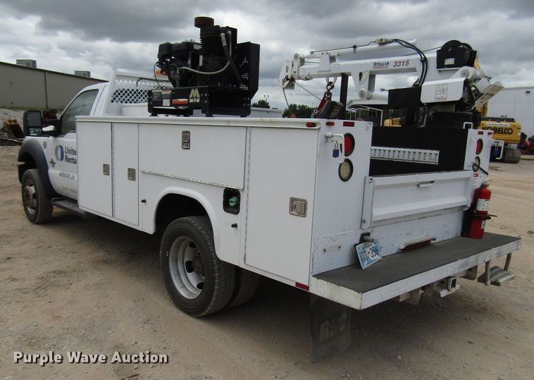 image for item DG1335 2012 Ford F550 service truck with crane
