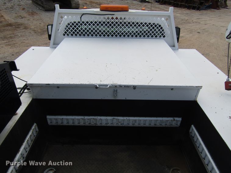 image for item DG1335 2012 Ford F550 service truck with crane