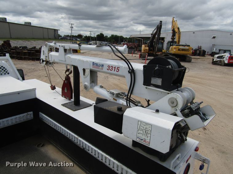 image for item DG1335 2012 Ford F550 service truck with crane