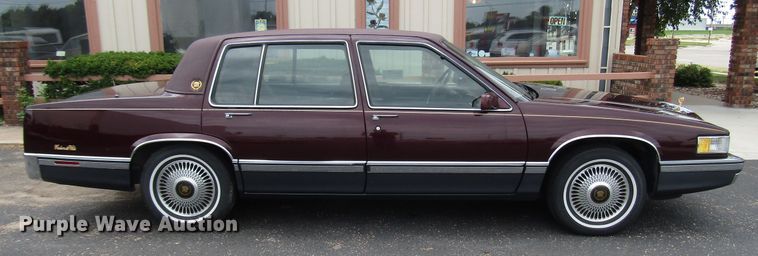 image for item DG1374 1991 Cadillac DeVille