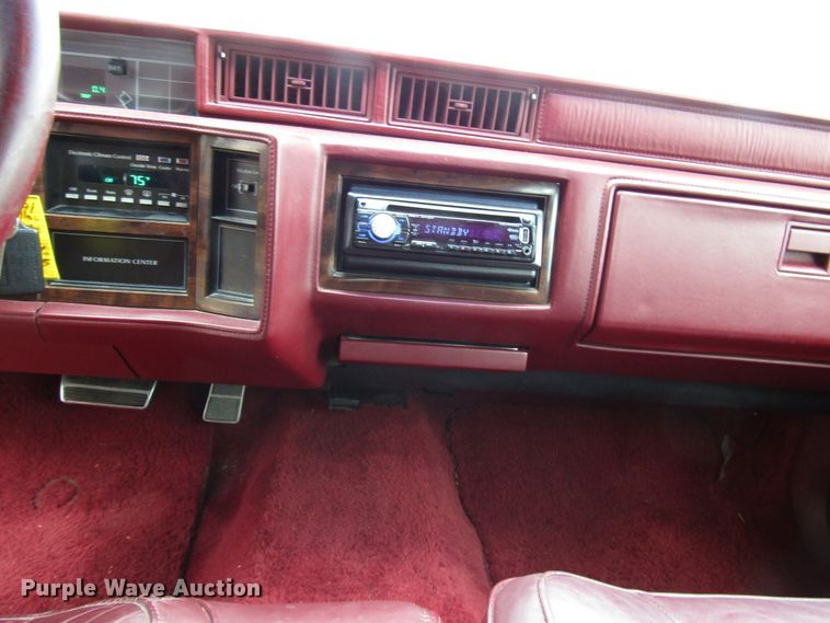 image for item DG1374 1991 Cadillac DeVille